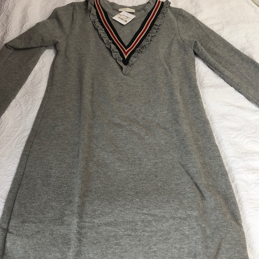 long sleeve grey dress